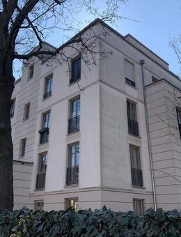 *** Exklusive Penthouse-Wohnung mit großer Dachterrasse und zwei Tiefgaragenstellplätzen *** - Dresden