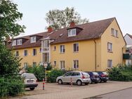 Zentrale 2-Zimmer-Wohnung mit Wohnberechtigungsschein // 1.OG mitte - Wolfsburg