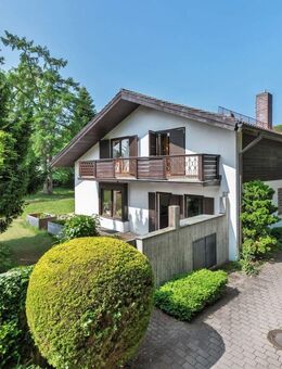 Viel Platz zur Entfaltung: Villa mit Traumgarten und flexiblem Raumkonzept zur Neugestaltung - Grünwald
