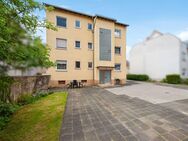 Mehrfamilienhaus mit 5 Garagen & 3 Wohneinheiten - Ihr Investment in Hanau-Steinheim! - Hanau (Brüder-Grimm-Stadt)