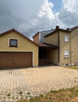 Doppelhaushälfte, mit zwei Wohneinheiten in Konnersreuth zu verkaufen - Konnersreuth