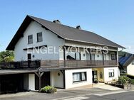 Gepflegtes Zweifamilienhaus mit Weitblick in ruhiger Wohnlage - Bilkheim