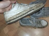 2 Paar Sneaker Nike und noname stallschuhe gebraucht - Bienenbüttel