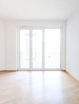 Großzügige, lichtdurchflutete Etagenwohnung mit Balkon *NUR WBS II / 3 PERS.* - Frankfurt (Main)