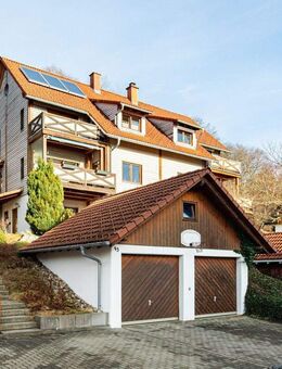 Großzügige Doppelhaushälfte mit Einliegerwohnung & Doppelgarage in Titisee-Neustadt zu verkaufen - Titisee-Neustadt