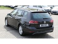 VW Golf VII Comfortline /Start-Stopp/Navi/AHK/Euro6 - Adelheidsdorf