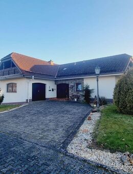 Gemeinde Boden: Gepflegte Immobilie mit Garage und schönem Areal in Ortsrandlage - Boden