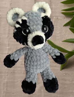 Süßer Amigurumi Waschbär. handgefertigt - Neudorf-Bornstein