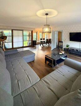 Modernes, lichtdurchflutetes Reihenmittelhaus in ruhiger Lage mit bester Anbindung und sonnigem Garten, Lichtenstein-Unterhausen - Lichtenstein