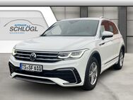 VW Tiguan, 1.5 TSI R-Line Sportpaket digitales, Jahr 2020 - Traunreut