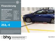 VW Golf Variant, 1.5 R-Line Golf R-Line eTSI, Jahr 2024 - Reutlingen