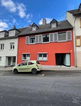 || Saniertes ZFH mit Garten im Ortskern von Nassau || - Nassau