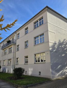 gemütlich, helle 2,5-Zimmerwohnung mit ruhigen Balkon in zentraler Lage zu vermeiten. - Dresden
