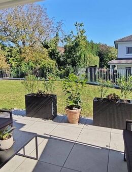 Wiesbaden-Biebrich: Schöne 2-Zimmer-Wohnung mit Terrasse, Garten in top Lage! - Wiesbaden