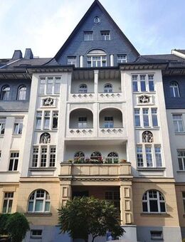 Helle 3-Raum-Wohnung mit Balkon in kernsaniertem Gründerzeithaus in Chemnitz-Kassberg - Chemnitz