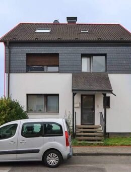 Mehrgenerationen-Wohnen mit 30 m² Zusatzfläche im Dachgeschoss - Langenfeld (Rheinland)