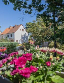 Top sanierte Hochparterre Balkonwohnung in direkter Nähe zur Waldsiedlung zu verkaufen! - Berlin