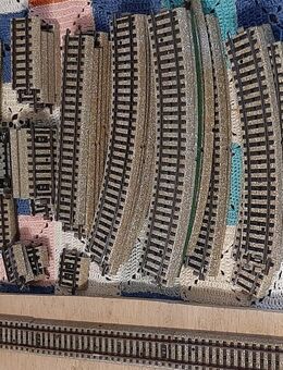 Märklin HO viele Kleinteile Gleise auch Anschlussgleise 13 stck Tunnel selbst gemacht - Hersbruck