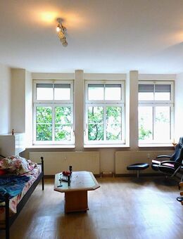 1-Zimmer-Wohnung mit 36 m² in Nürnberg-Steinbühl, mit Aufzug und Lagerabteil. Energiebedarf des Gebäudes: B. - Nürnberg