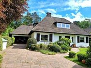 Einfamilienhaus mit parkartigem Garten in ruhiger Lage, nahe der Elbe - Hamburg