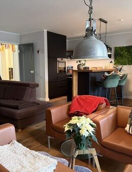 Moderne Zwei-Zimmer-Erdgeschosswohnung mit großer Terrasse und Garten in Wardenburg - Wardenburg