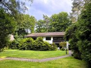Modernisierungsbedürftige Doppelhaushälfte auf großem, idyllischem Grundstück direkt am Naturschutzgebiet - Hamburg