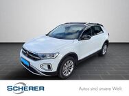 VW T-Roc, 1.5 TSI Style, Jahr 2024 - Saarbrücken