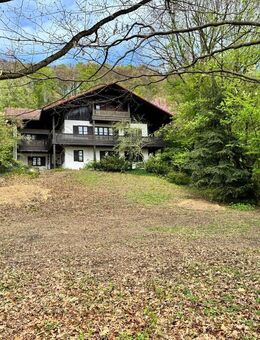 Repräsentative Landhausvilla in bester Lage mit Panorama-Ausblick - Winhöring