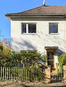 Charmantes Endreihenhaus mit großem Grundstück in Dahlem/Zehlendorf - Berlin