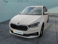 Skoda Fabia, 1.0 TSI Drive, Jahr 2024 - München