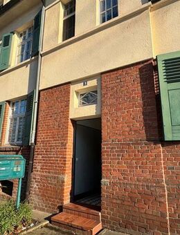 Renditestarke und Renovierte Wohnung zur Kapitalanlage in DU- Hüttenheim ! Provisionsfrei ! - Duisburg