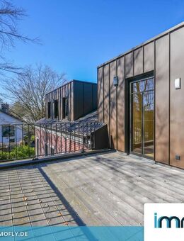 Über den Dächern von Ippendorf: Exklusive Dachgeschoss-Oase mit Weitblick und Sternenhimmel-Romantik - Bonn