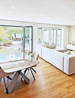 Traumhaus in AFFING bei Augsburg, mit viel Platz für die ganze Familie, sonnig und modern - Affing