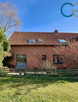 Charmante und gepflegte Doppelhaushälfte mit Garten in begehrter Lage von Holtorf! - Nienburg (Weser)
