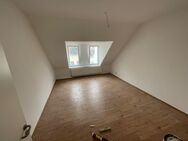 Neu sanierte 3-Zimmer-Dachgeschosswohnung zu vermieten - Zeitz