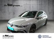VW Golf, 1.5 VIII eTSI R-Line IQ Light, Jahr 2022 - Paderborn