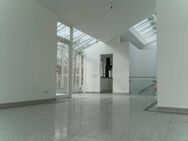 Exklusive Dachgeschoss Wohnung in ruhiger Lage in München-Laim - München