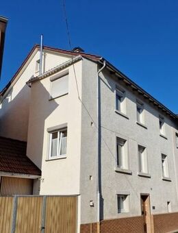 Ruhige Ortskernlage: 1-2 FH mit großem Garten - Bretten