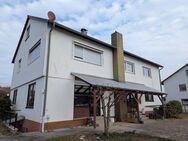 Mehrfamilienhaus mit 4 Wohnungen ehemalige Werkstatt und grossem Grundstück in Deckenpfronn - Deckenpfronn