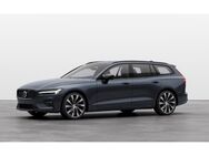 Volvo V60, Kombi Ultra Dark B4 Mild-Hybrid Benzin EU6d, Jahr 2024 - Bergheim (Nordrhein-Westfalen)