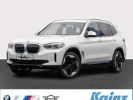 BMW iX3, Impressive H&K Driv Prof, Jahr 2021 - Daun Zentrum