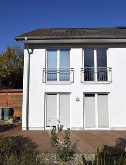 Neuwertiges REH für Fam. mit Kindern + EBK + Garten + KFZ Stellplatz + ausgeb. Dachgeschoß - Syke