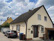 vermietetes Einfamilienhaus mit Garage in Siegenburg - Siegenburg