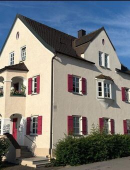 Charmantes Mehrfamilienhaus mit 3 Wohneinheiten im Ortskern von Ergoldsbach - derzeit vermietet - Ergoldsbach