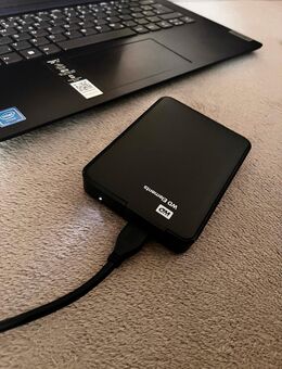 Festplatte/ Speicherplatte WD Elements- 2tb, wie neu - Berlin