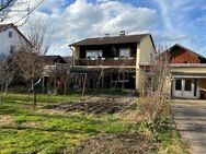 Charmantes Wohnhaus mit großem Potenzial in Alzgern (Neuötting) - Neuötting