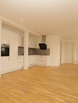 PERFEKT FÜR JUNGE LEUTE! 2 ZIMMER+FUßBODENHEIZUNG+PARKETT+OFFENE KÜCHE+EBK - Flöha