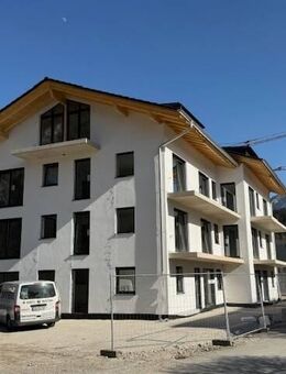 Für Kapitalanleger! Neubauprojekt: Moderne 2-Zimmer mit Balkon incl. Tiefgarage mit Top Mieter ! Provisionsfrei direkt vom Bauherren! - Bad Reichenhall