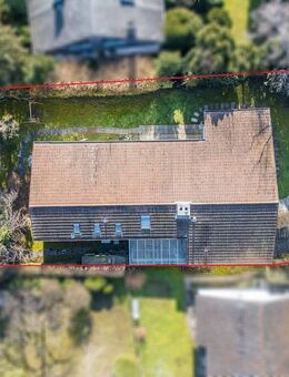 Remseck am Neckar: Exklusives Einfamilienhaus mit traumhaftem Grundstück in Hochberg! - Remseck (Neckar)