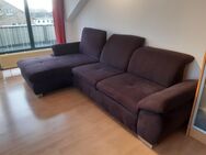 Großes Sofa mit Schlaffunktion - Göttingen